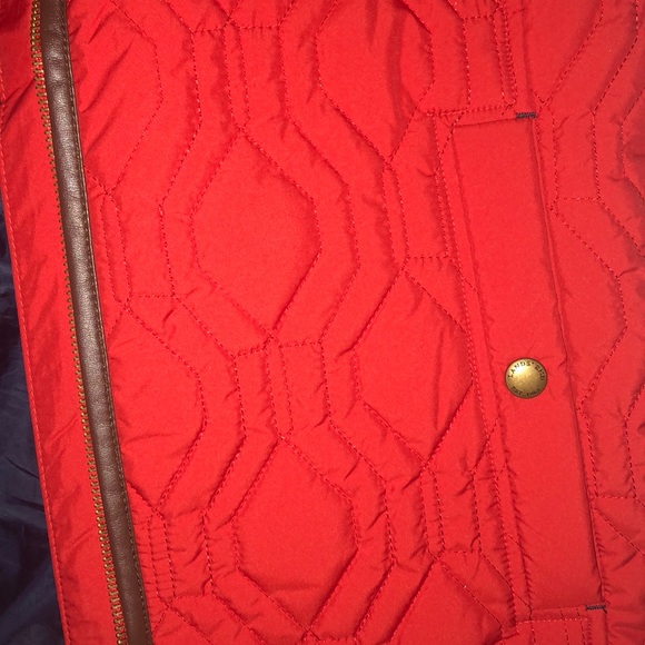 Land’s End Vest - Picture 2 of 3